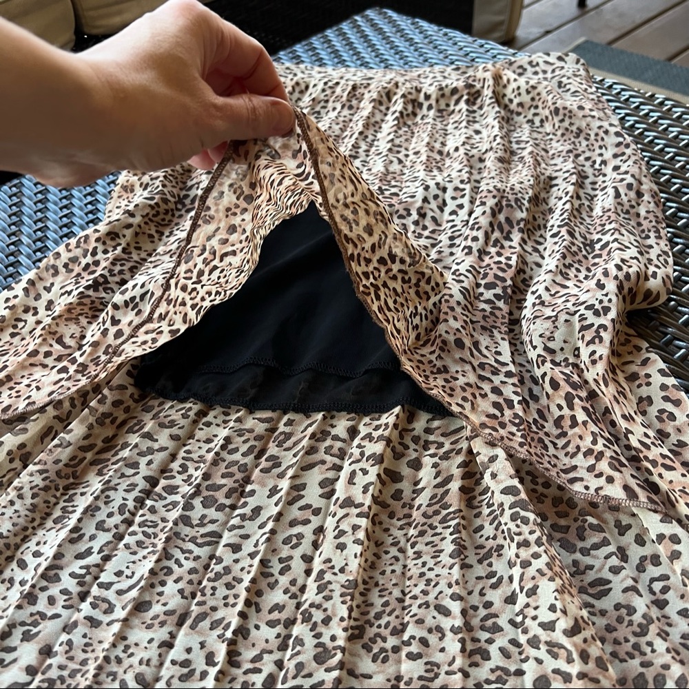 OTHERS FOLLOW | Leopard Chiffon High Low Skirt - Picture 7 of 12